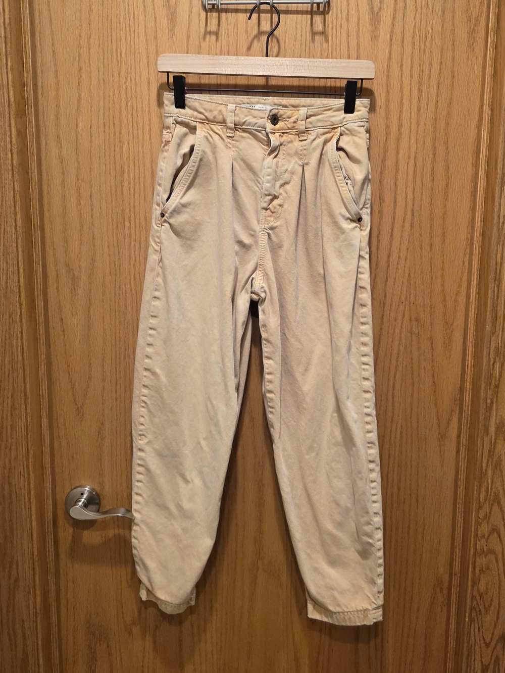 Zara Cream High-Waist Barrel Style Jeans